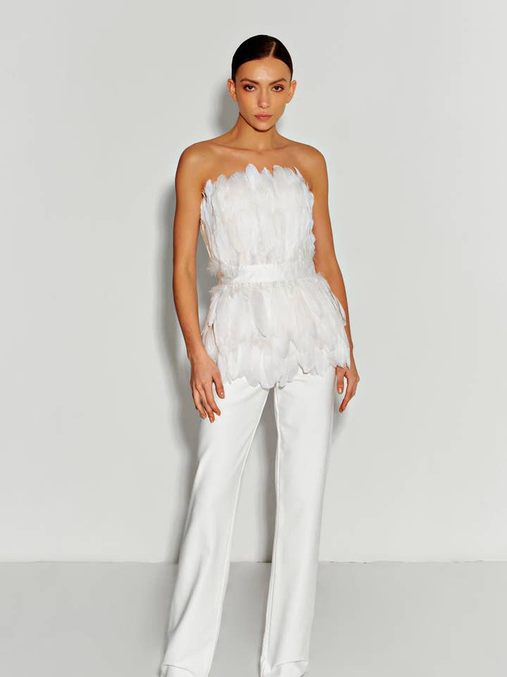 Hvid fjerkorset for engroshandel hos Semenenko