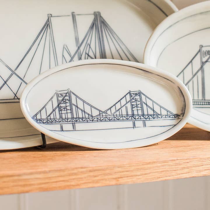 Petit ovale pour la vente par Nicole Aquillano