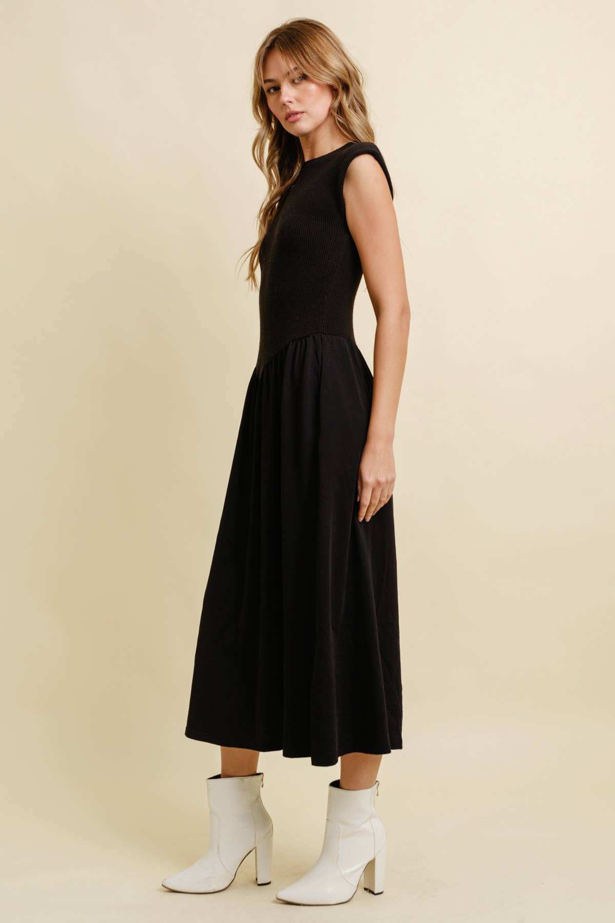 Cloud Ten - Wholesale Dress - Women's - CSW11891 - CAP SLEEVE CONTRAST PLEATED MIDI DRESS9