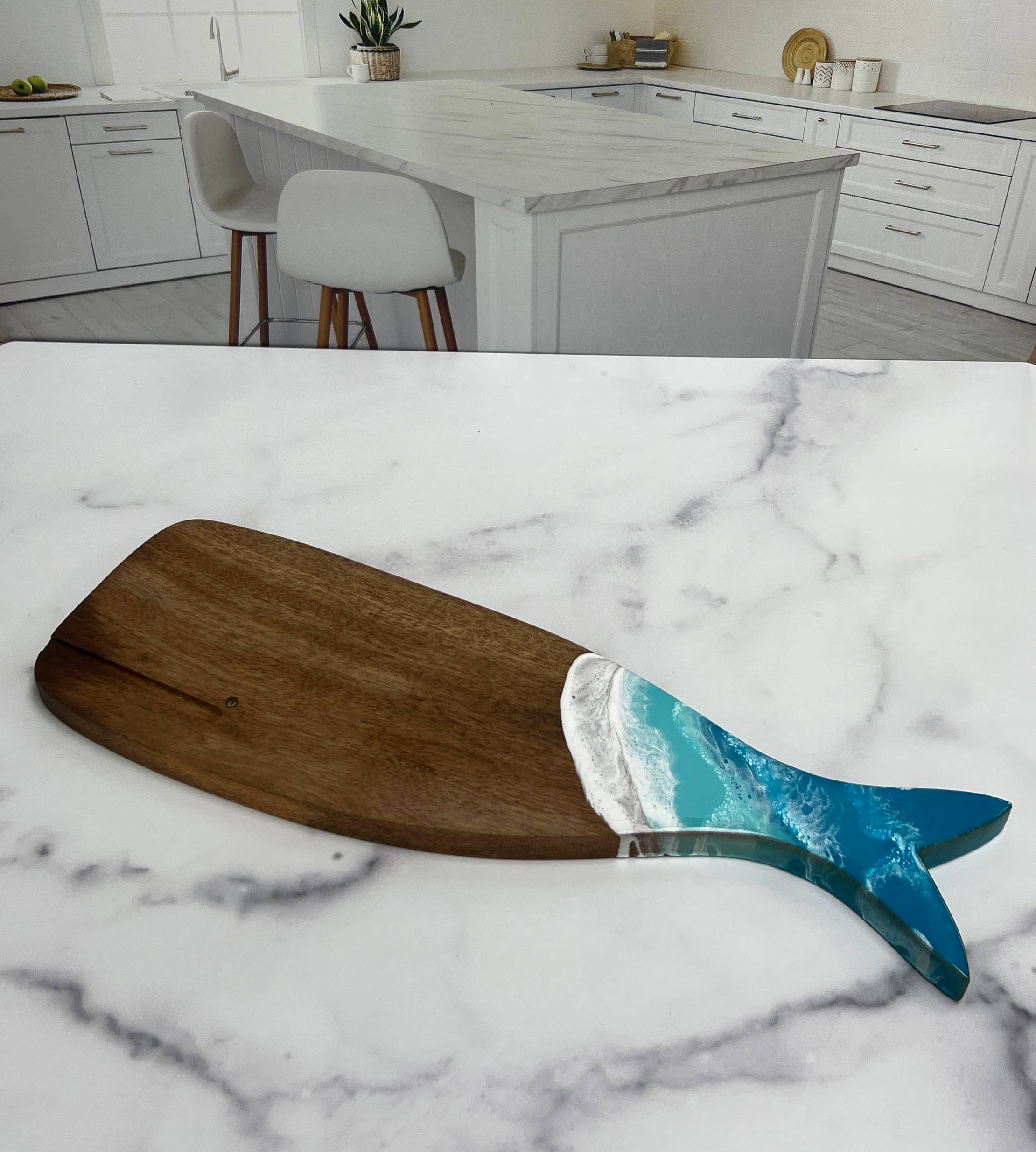 Nikita Fine Art LLC - Wholesale Cheese Board - Whale cheese board Acacia wood1