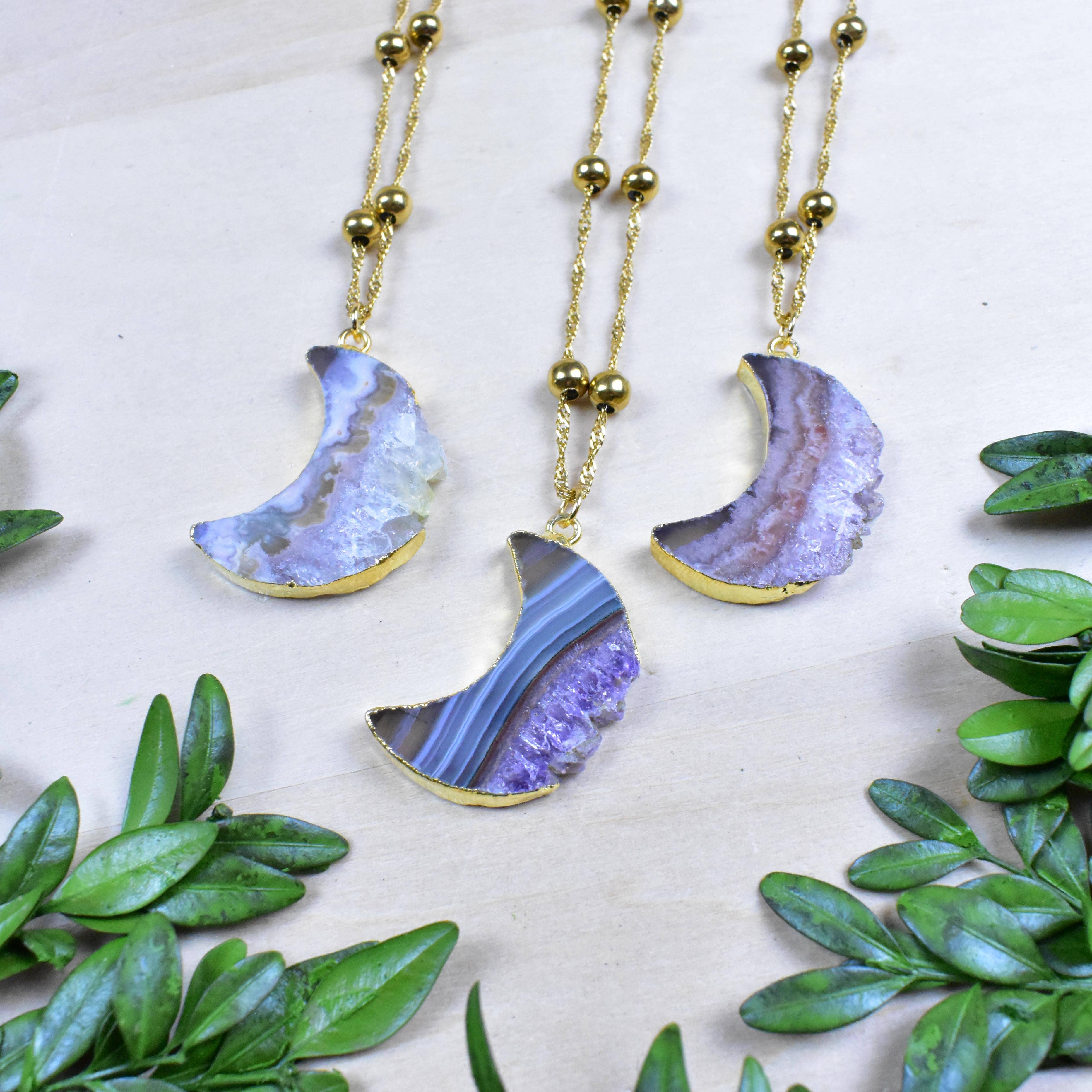 Ewelina Pas Jewelry - Wholesale Pendant/Charm Necklace - Gold Crescent Moon Amethyst Slice Necklace4