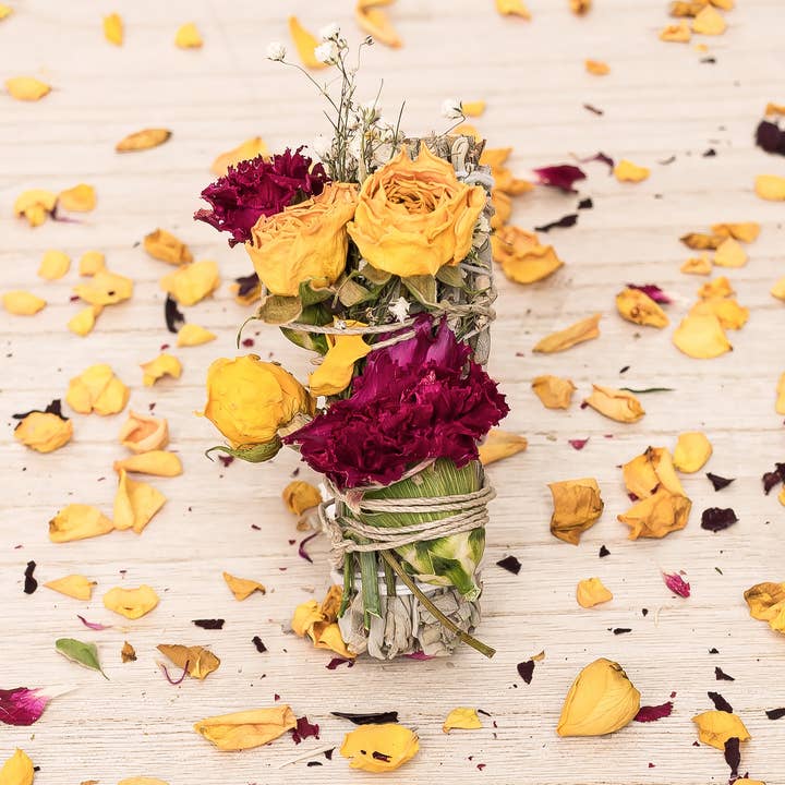 Sarimoire - Wholesale Sage bundle - Floral Sage "Housewarming" Spiritual, Energy, Cleanse Bundle0