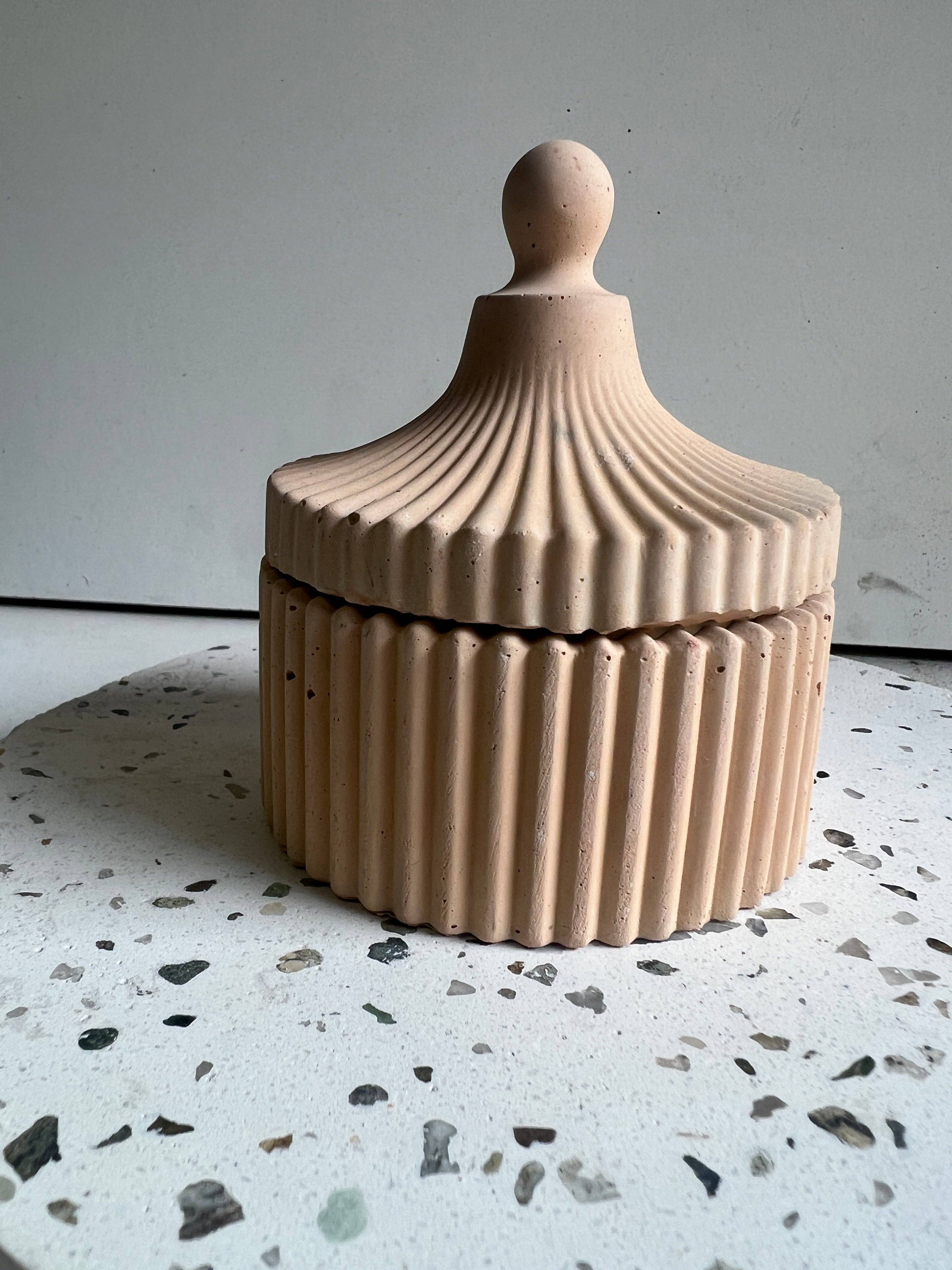 Koncretosa - Wholesale Jar/Filled Candle - Nina candle8