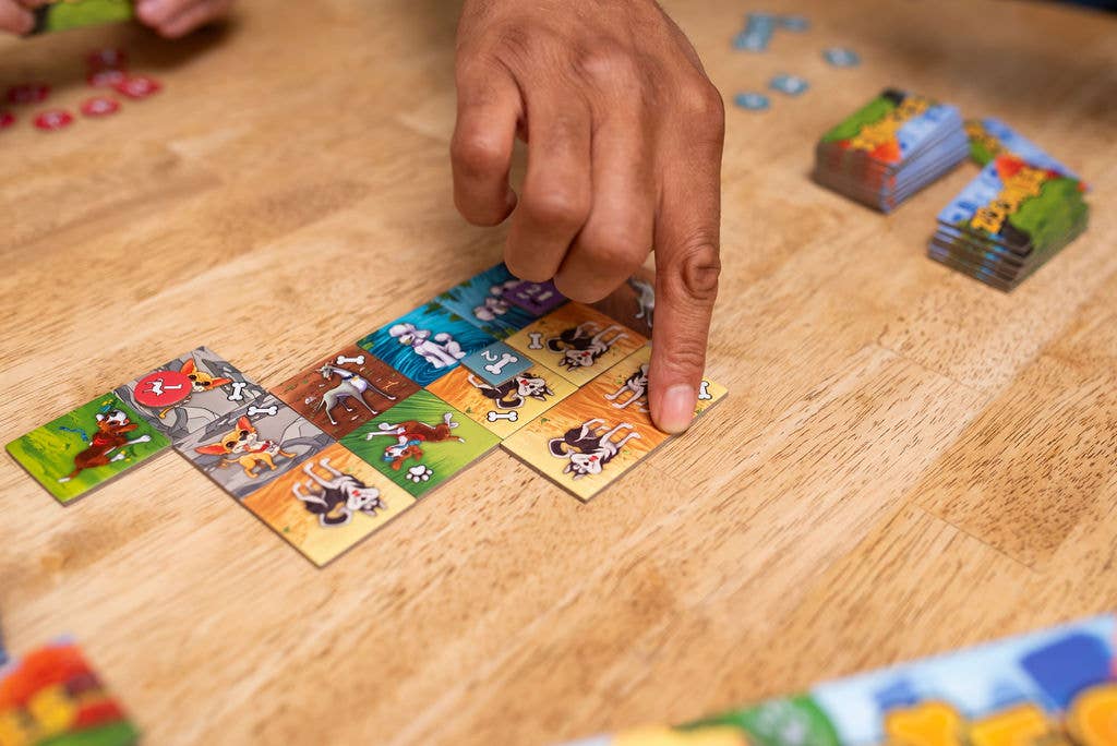 Fireside Games – Jogo de tabuleiro por atacado – Zoomies - Jogo de Tabuleiro Estratégico com Tema de Cachorros10