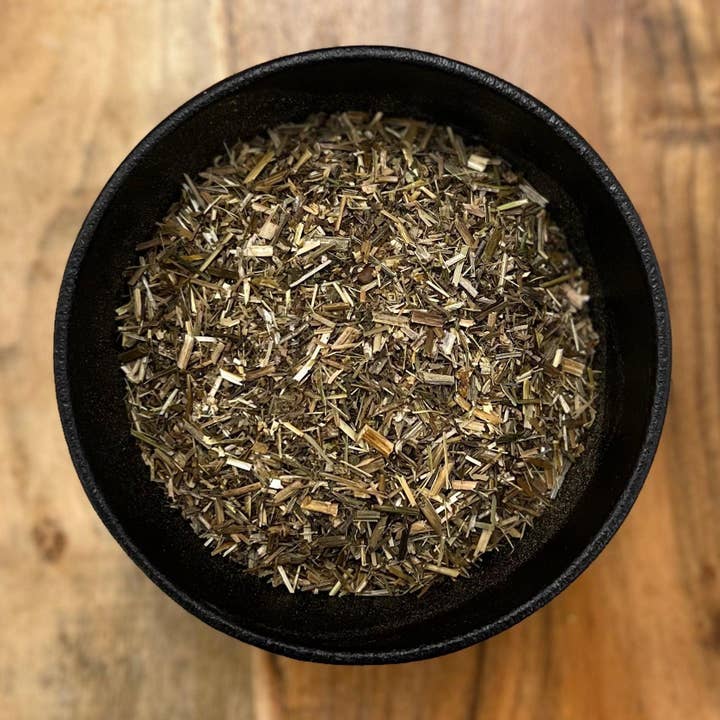 LA Herb - Wholesale Herbs - Cleavers Herb Cut (Galium Aparine)