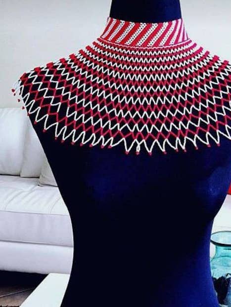 Rood en wit kralen handgemaakte sieraden Afrikaanse ketting zulu ketting masai ketting uit Kenia voor wholesale door Delight merchants