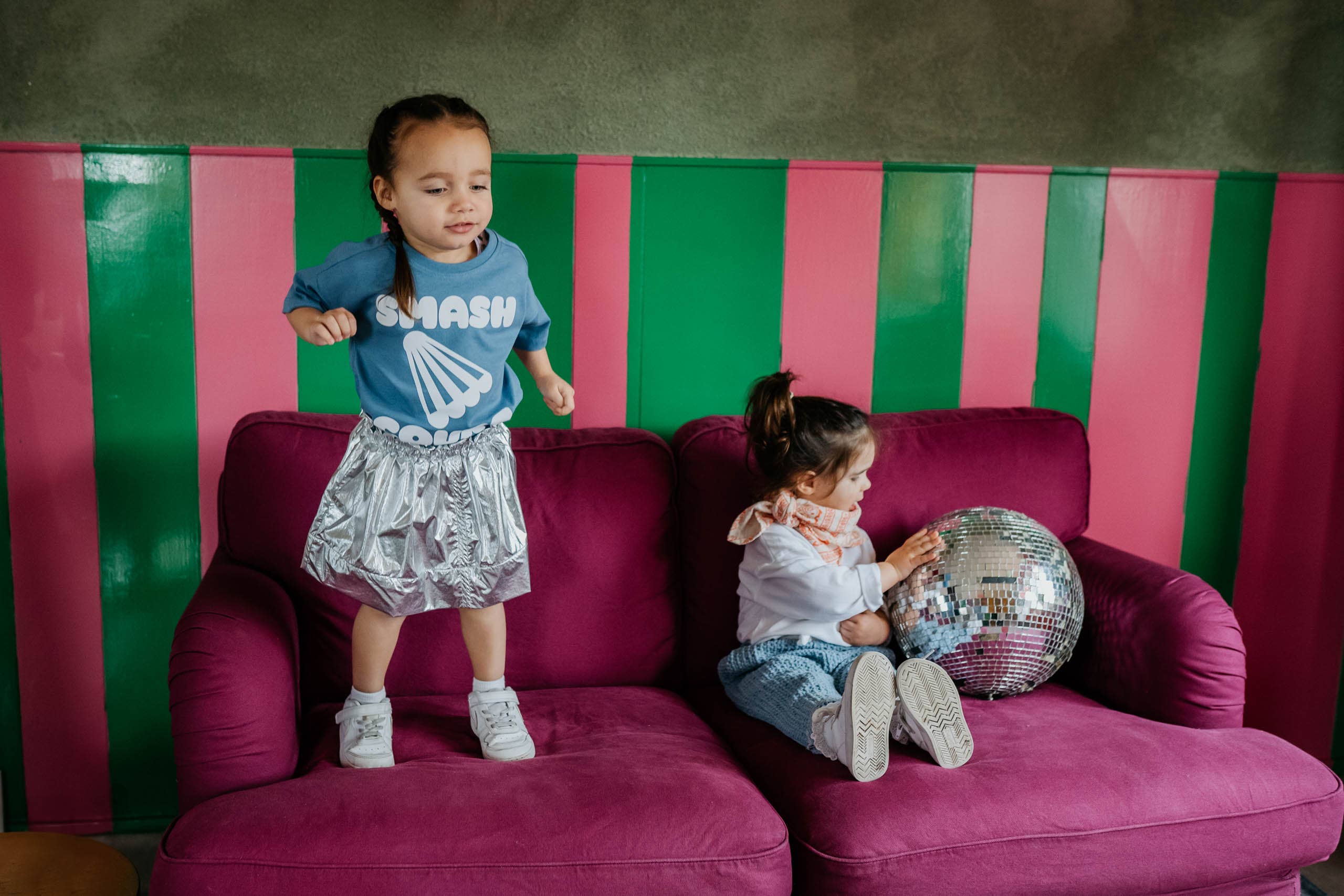 Dondertje - Wholesale Skirt - Kids - Silver nylon skirt.6