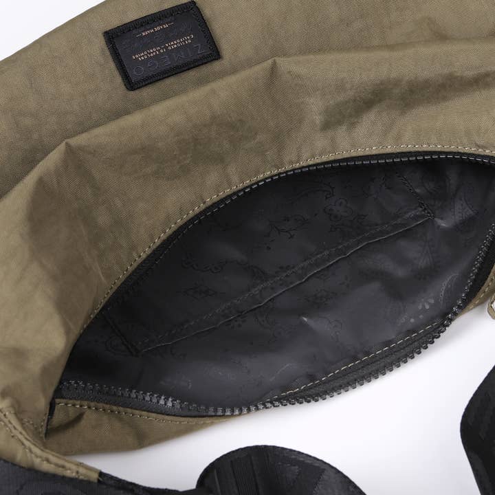 ZIMEGO - Wholesale Crossbody Bag - Unisex - Everywhere Crescent Crossbody Bag 801