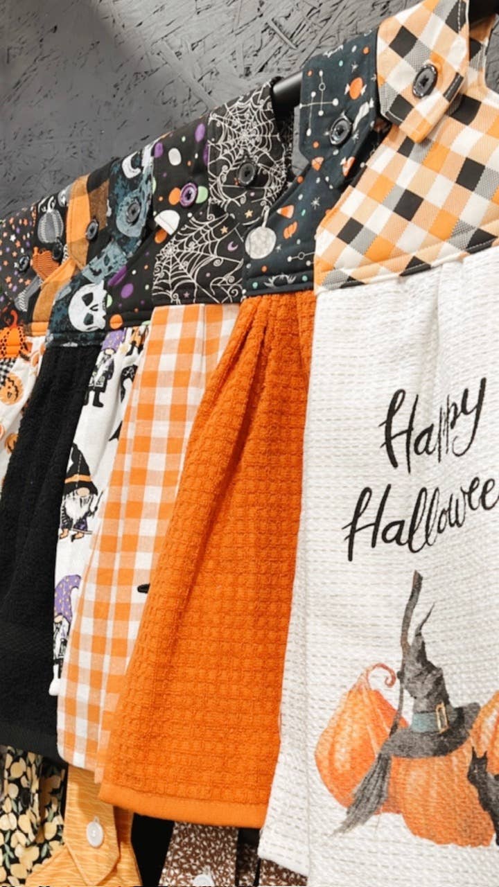 Lavishly Vintage – wholesale Tea towel – Holiday Variety Pack Button Top Hanging Kitchen Towel10