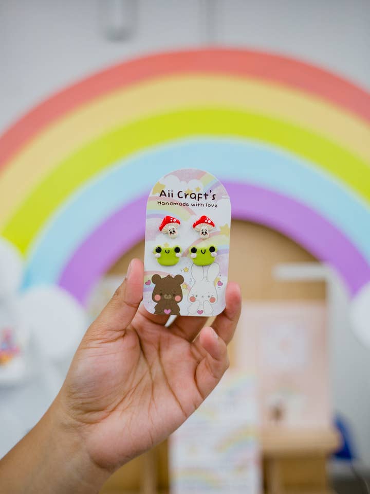 Frog and Mushroom Stud pakke med to for engroshandel hos Aii Crafts