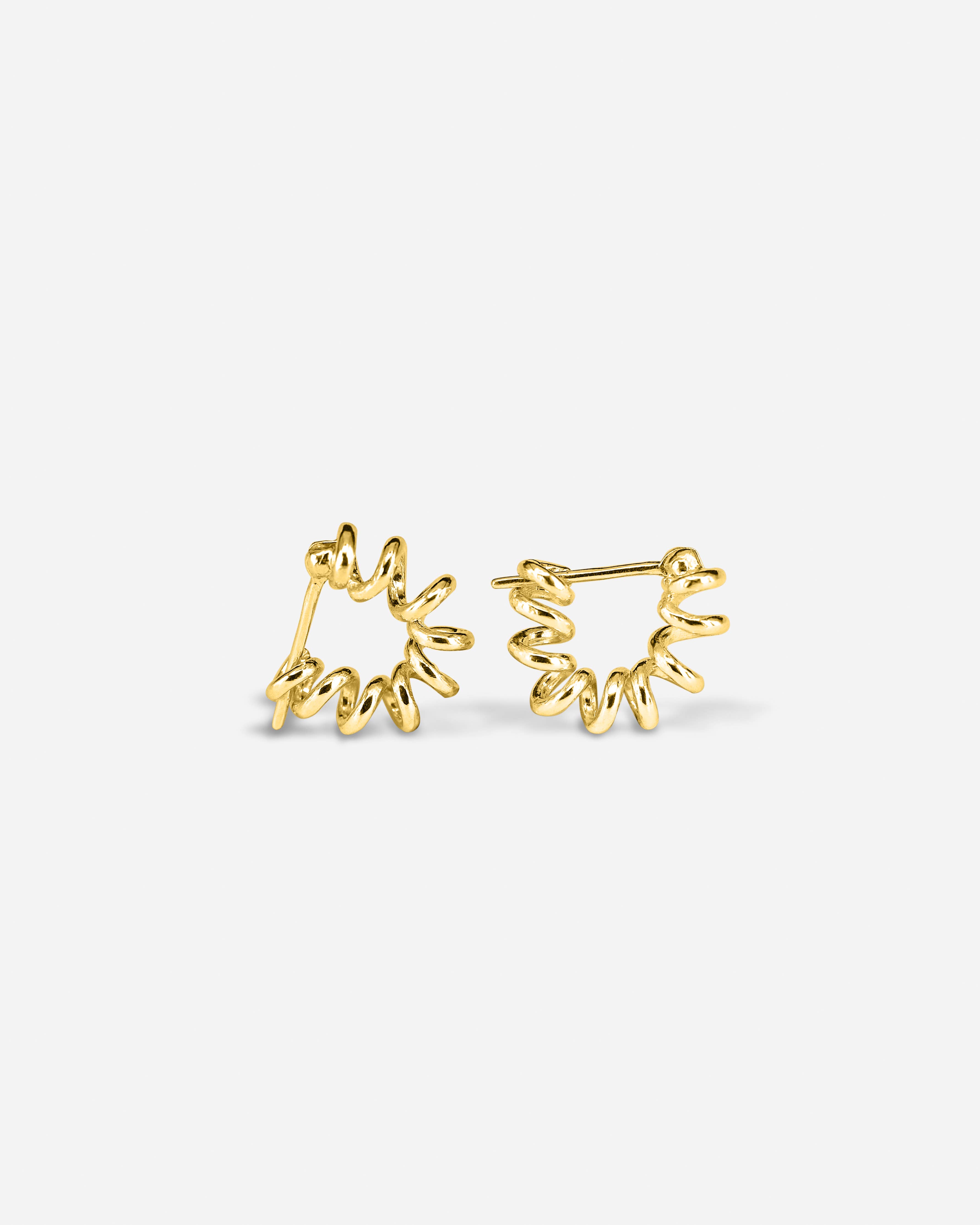 A MAR LIBRE - Wholesale Huggie Earrings - REMOLINOS DE ATLANTERRA / HUGGIE / Gold-plated2