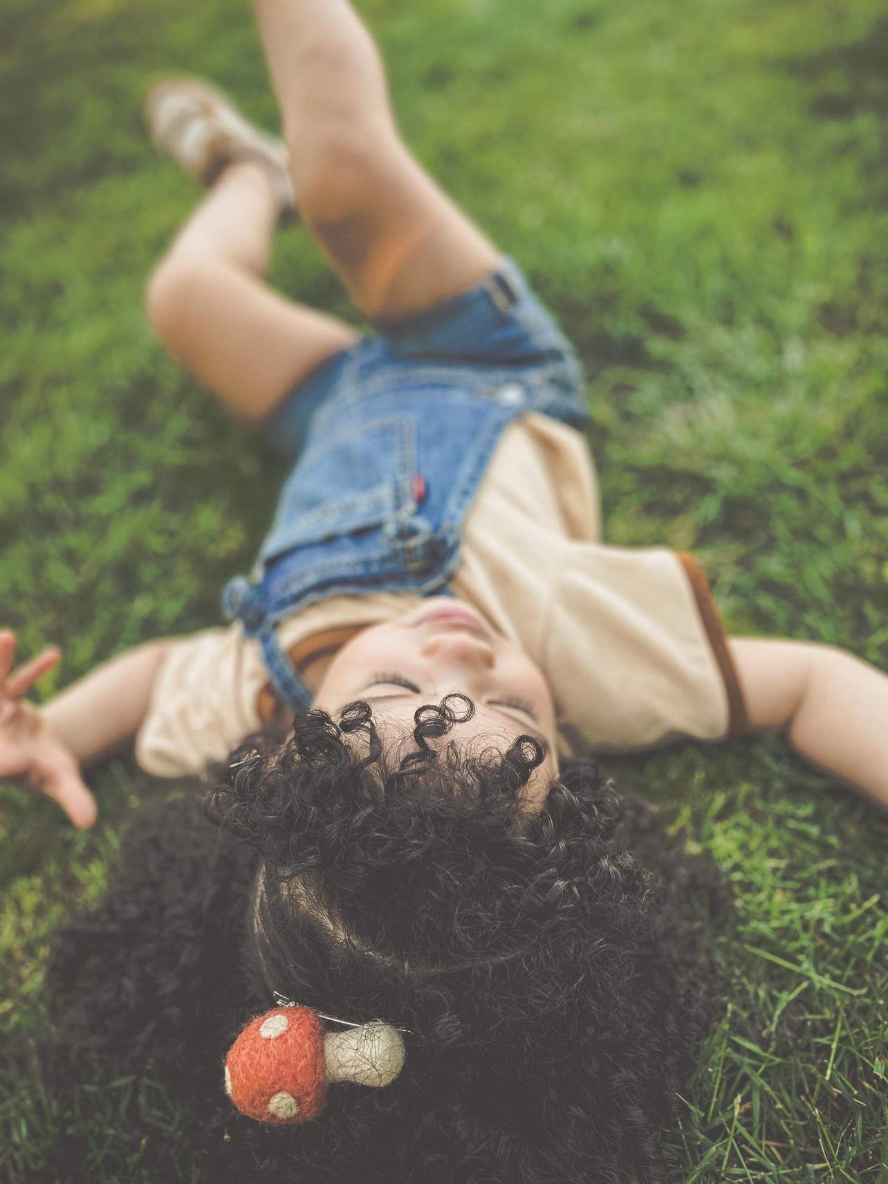 Made With Magic - Wholesale Haarclip - Kinderen - Paddestoelvormige vilten haarclips5