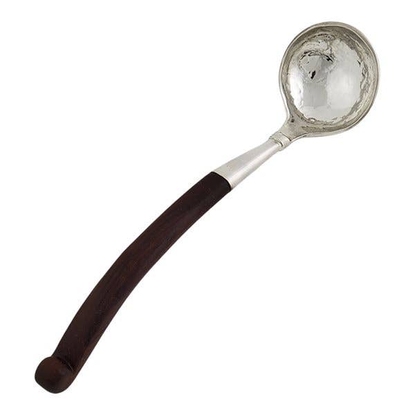 Sterling Sauslepel met houten handvat Peru c.1900. ARTIKELNUMMER: A255. voor wholesale door Corbell Silver