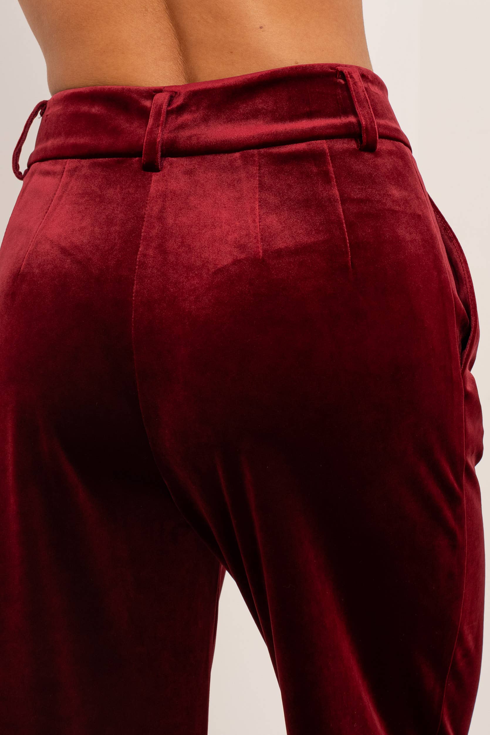 Attentif Paris - Wholesale Pants - Women's - Wide velvet and fluid pants with double button29