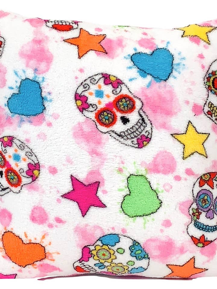 Flauschiges Party-Schädel-Quadratkissen für den Großhandel von Made With Love & Kisses