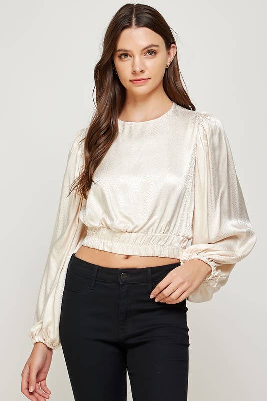 Strut & Bolt – Großhandel Bluse – Damen – Rückenfreie Jacquard-Satinbluse mit offenem Rücken6