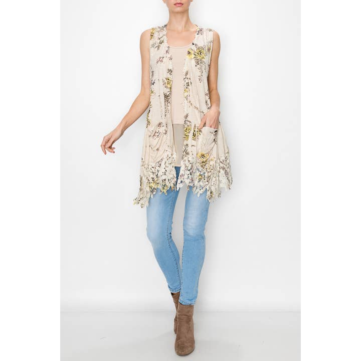 VÄST MED FICKOR OCH GROV SPETSKANT-4557 BG/YR FL för wholesale av Origami Apparel ~ Lace and Crochet inspired