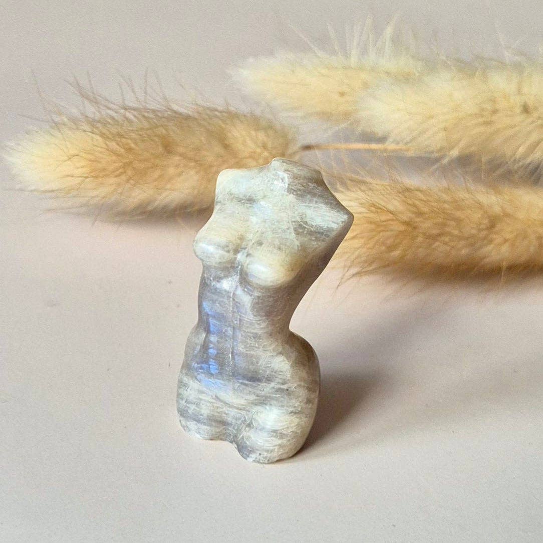Moonlight Gemstones - Wholesale Spiritual Stone/Crystal - Moonstone Female Body – Goddess Carving (3–4 cm)1