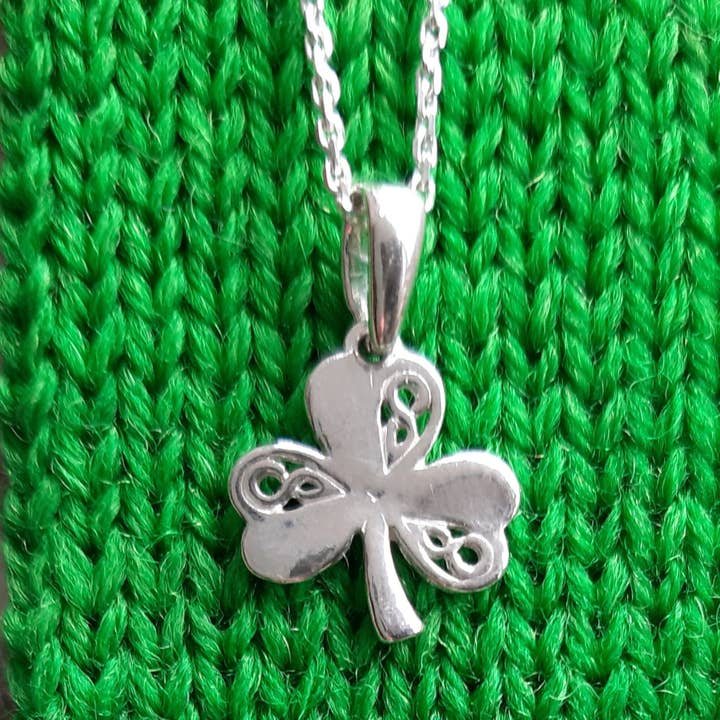 Shamrock w/ Celtic Leaf for wholesale by CLANDELA