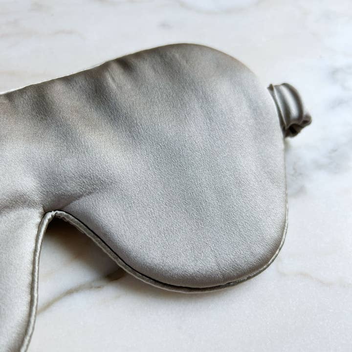 Serene silk sleep mask Sand for wholesale by Trésorie