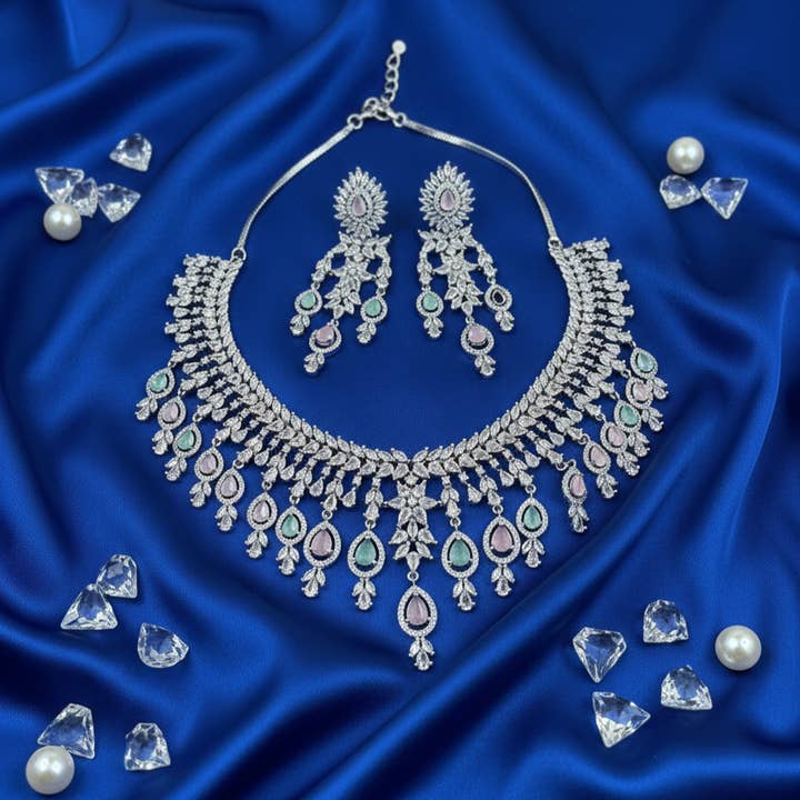 Conjunto de Collar Clásico de Cristales Rosa Bebé y Menta para Novia | Joyería de Vinni y otras tendencias de Resultados para sudamericana esencias al por mayor. Devoluciones gratuitas y condiciones de pago a 60 días en Faire en Faire.