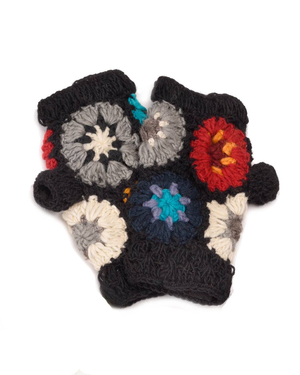 Zig Zag Asian Collection - Wholesale Gloves - Women's - Crochet Flower Fingerless Gloves0