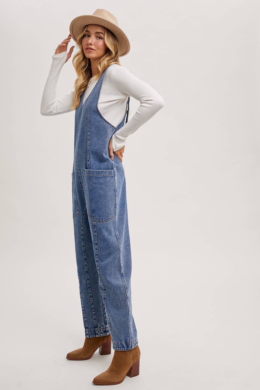 Bluivy - Wholesale Jumpsuit - Women's - DENIM JUMPSUIT IN A RELAXED FIT WITH HAREM LEGS15
