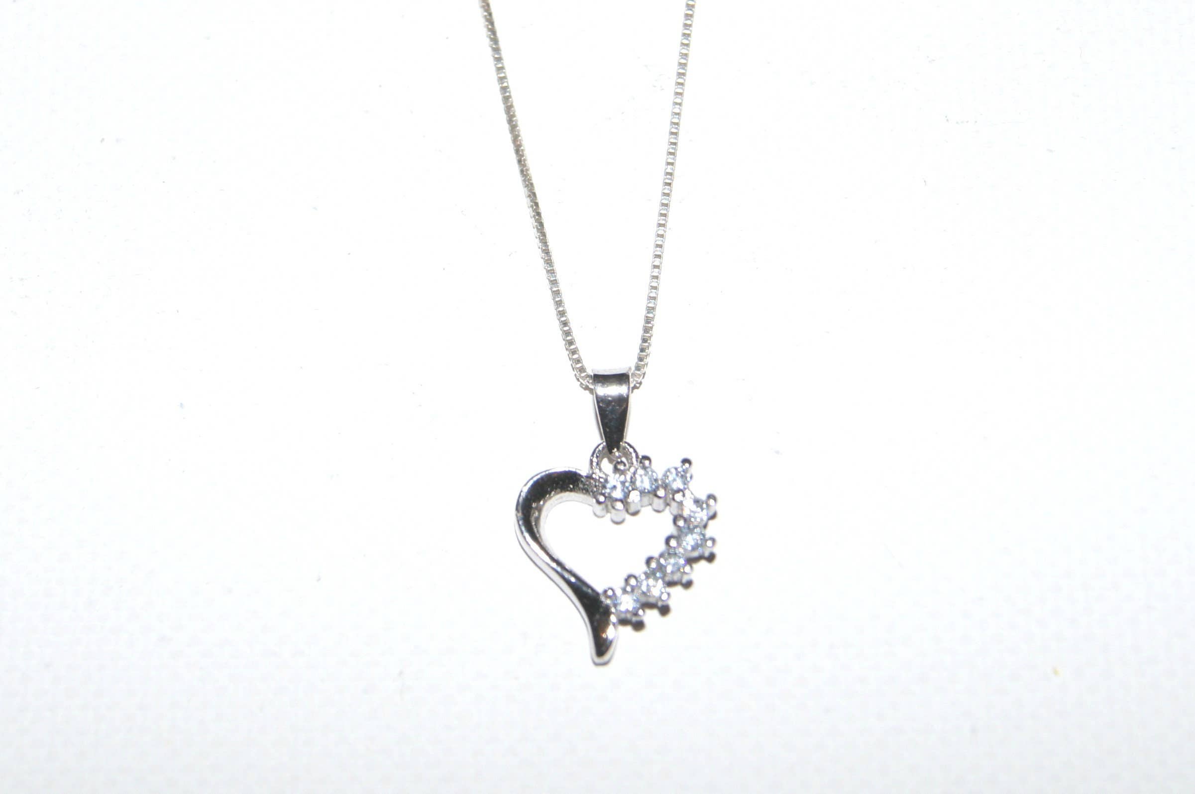 CALIFORNIA TOE RINGS – wholesale Hänge-/berlockhalsband – Hjärta halsband, hjärta charm, halsband sterling silver, cz hjärta hängsmycke halsband, 18" box kedja perfekt present till henne, hjärta charm med kedja0