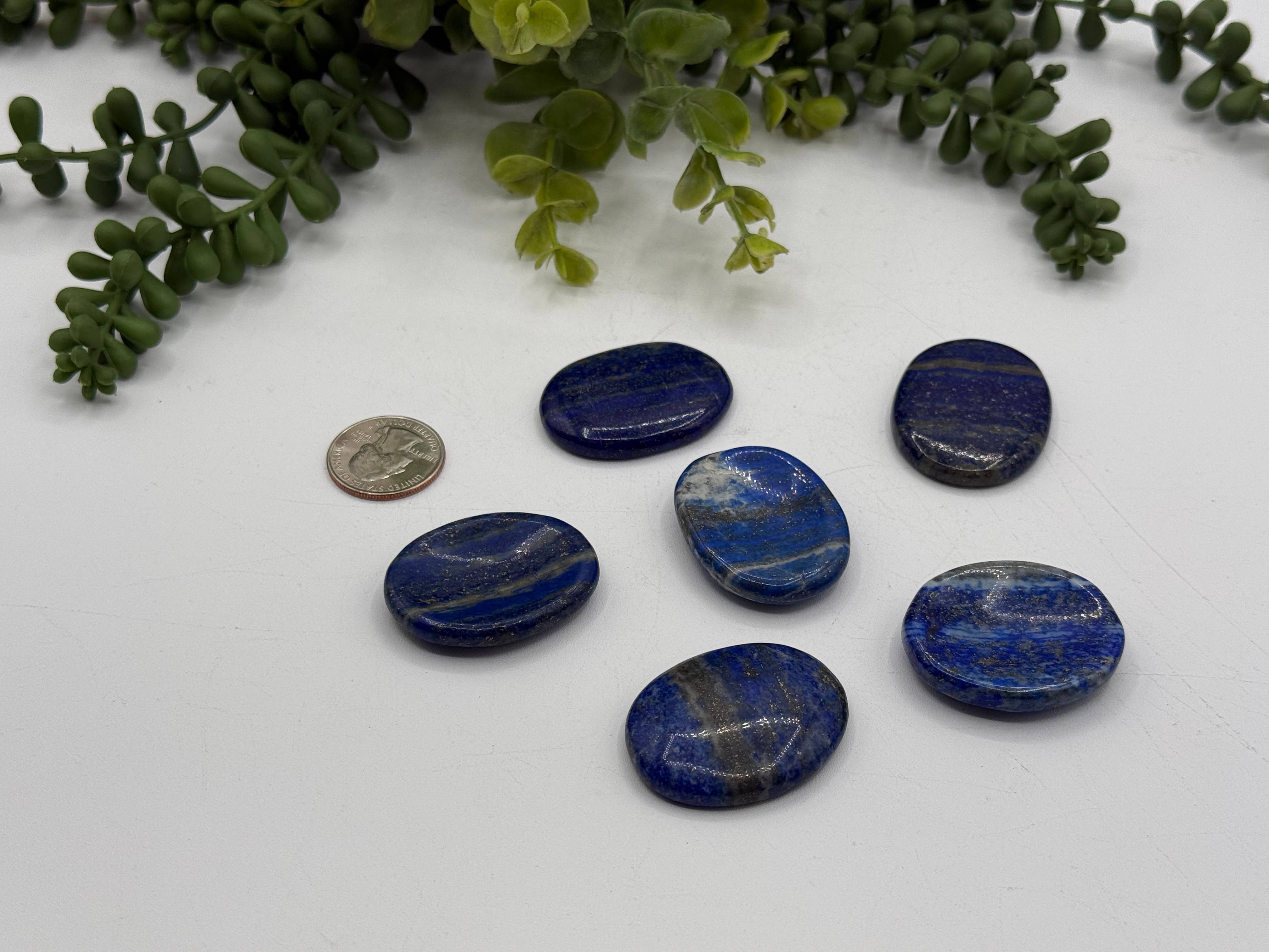 Meraki Gemstones - Wholesale Spiritual Stone/Crystal - Lapis Lazuli Worry Stones 40x30x8mm (1 piece)2