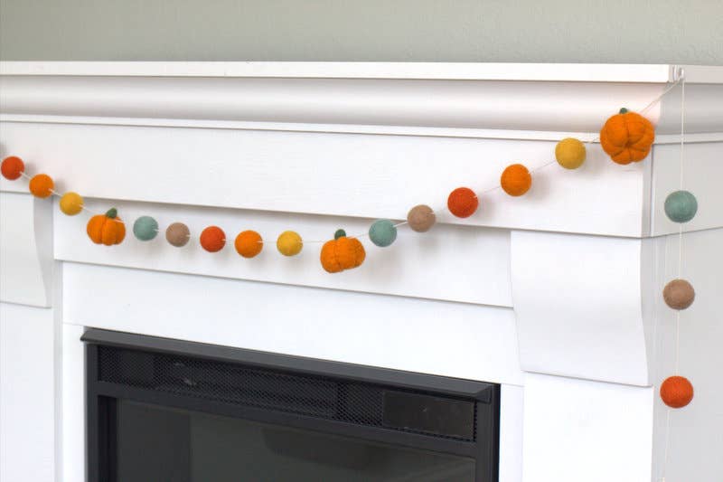 Matthew + Mae - Wholesale Bunting/Garland - Felt Pumpkin Garland- Orange Gold Teal- Fall Halloween Decor6