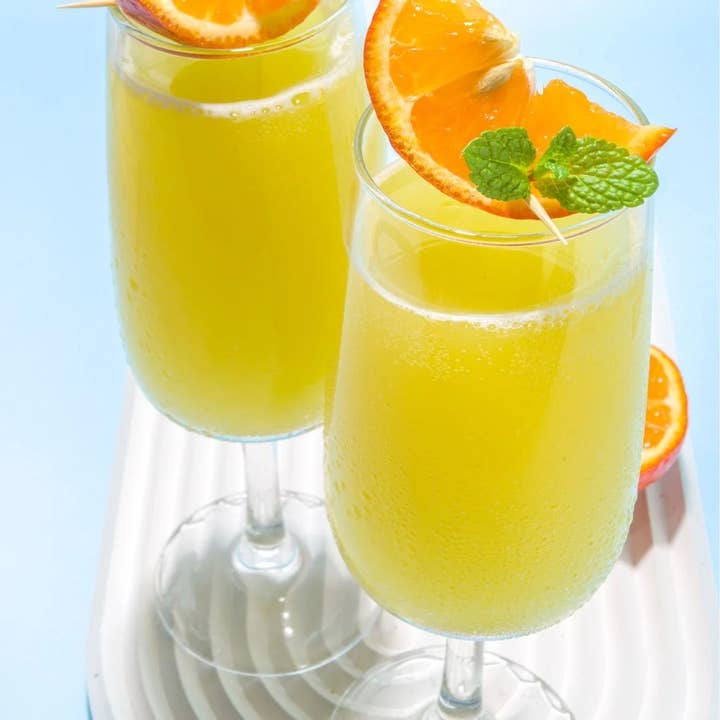 Mimosa e mandarino per la vendita all'ingrosso da parte di Barclay Mountain Candles