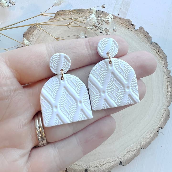 Courage & Calling - Wholesale Dangle Earrings - Felicia Dangles