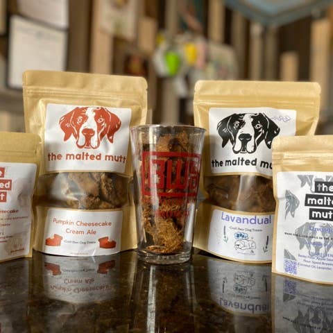 The Malted Mutt - Venta al por mayor Chuches - Perros - Porter de mantequilla de maní y melaza | Golosinas artesanales para perros con cerveza