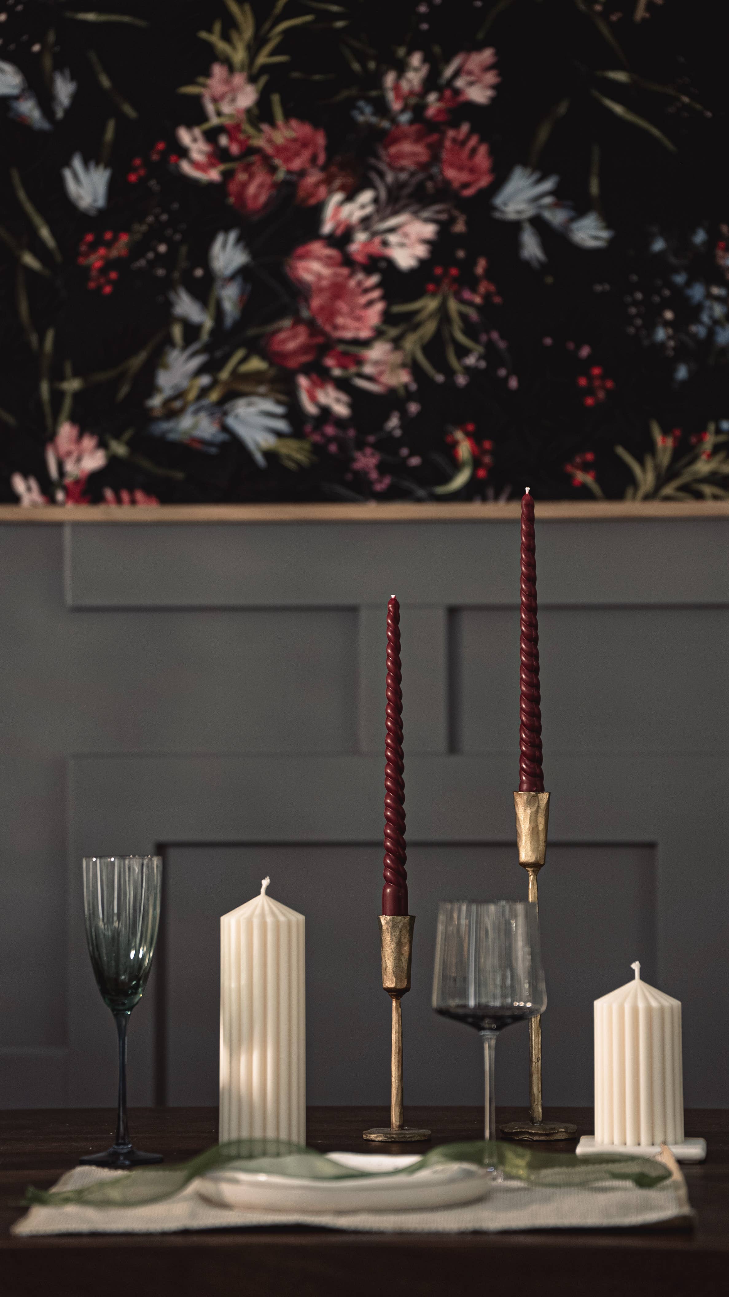 ZOETSTUDIO - Wholesale Tapered Candle/Candlestick - Holiday Twisted taper candle set - Beeswax & Soy Wax4