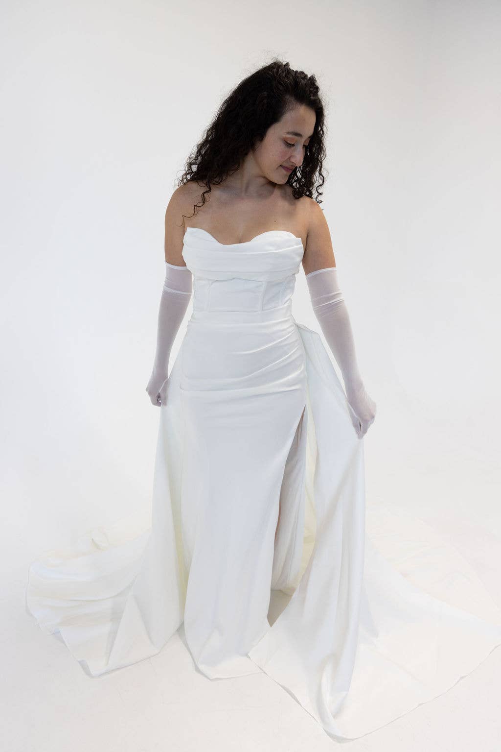 Petite Mariee Boutique – wholesale Gloves – Women's – Hailey Sheer Mesh Bridal Gloves0