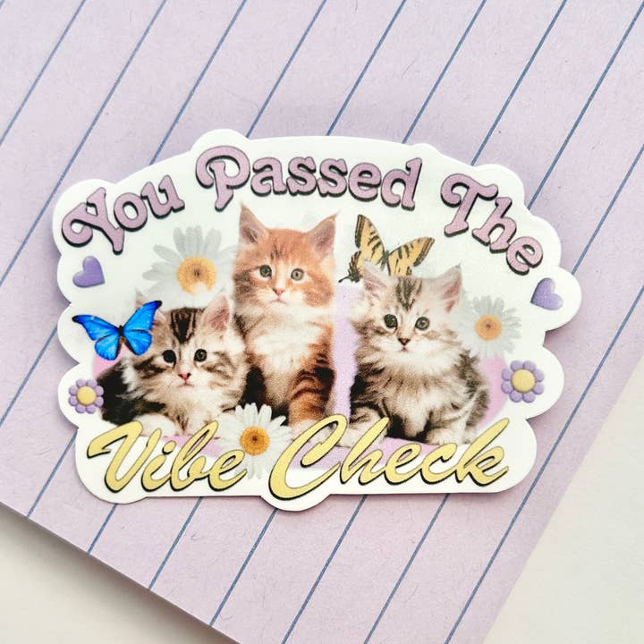 Adesivo Cute Kittens Vibe Check - Adesivi estetici Y2K per la vendita all'ingrosso da parte di Happyish Brand