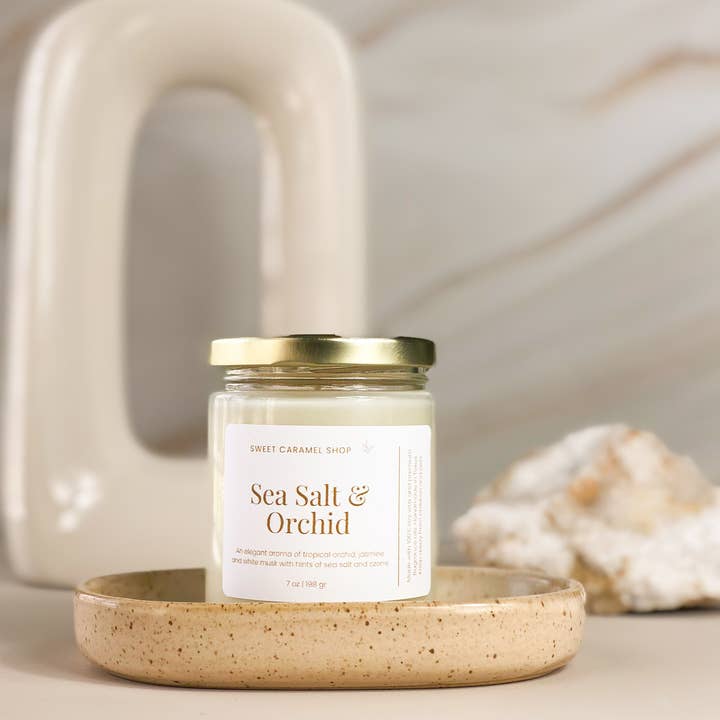 Handmade Soy Candle - Sea Salt & Orchid, Vol: 9 fl oz for wholesale by Sweet Caramel Shop