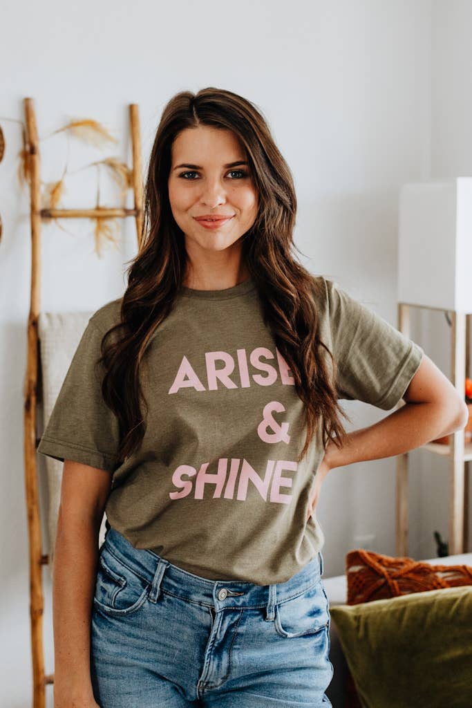 Crowned Free – Großhandel T-Shirt mit Siebdruck – Damen – Steh auf & Shine2