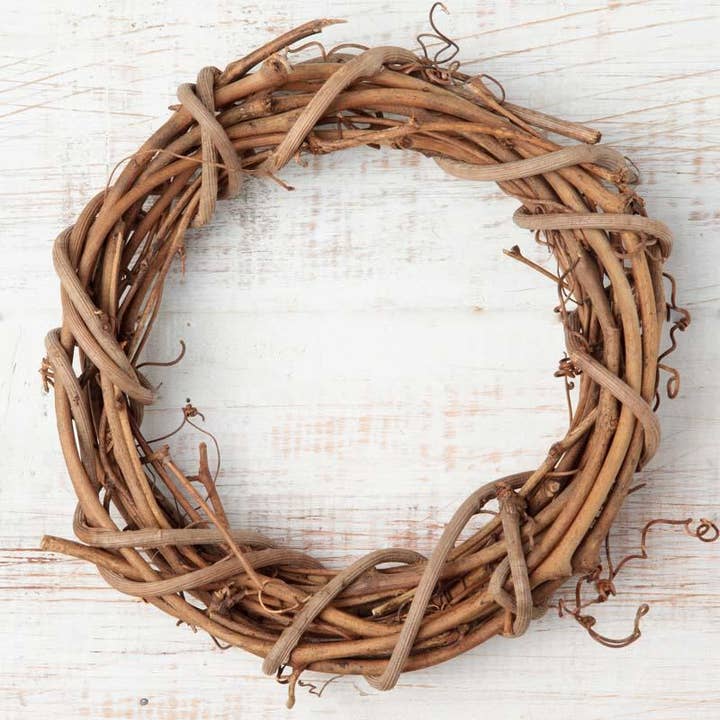 Factory Direct Craft - Wholesale Wreath - 6-Inch Natural Grapevine Wreath - Rustic Vine Twig Decor3