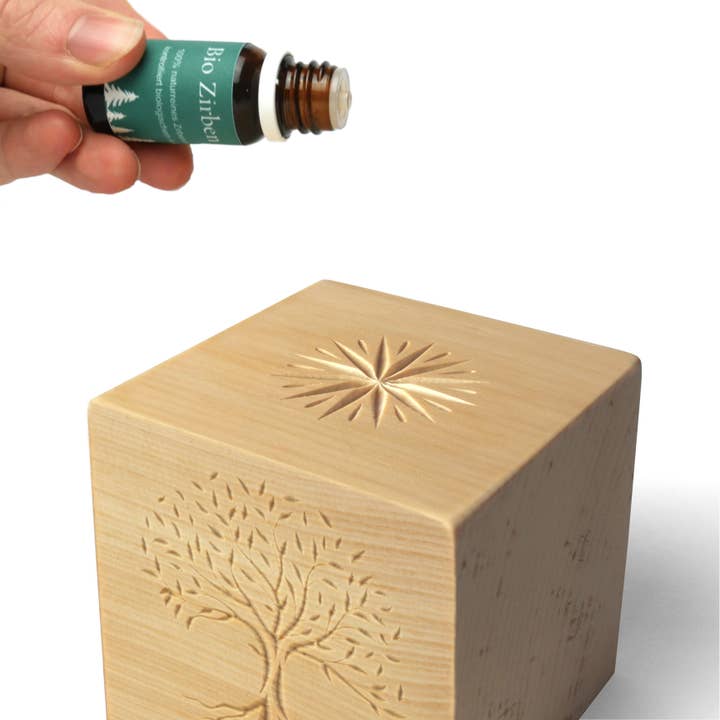 Gebrüder Holz - Wholesale Essential Oil - Swiss pine tree cube with organic pine oil1