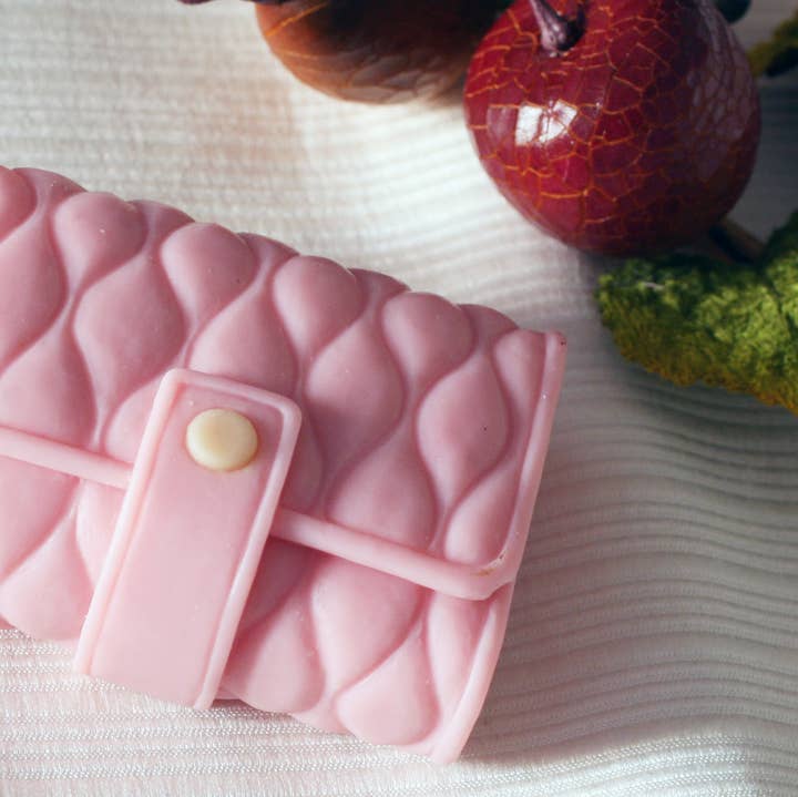 One Leaf Soap - Vente Pains de savon - Savon artisanal Little Pink Purse (Pink Petals)0