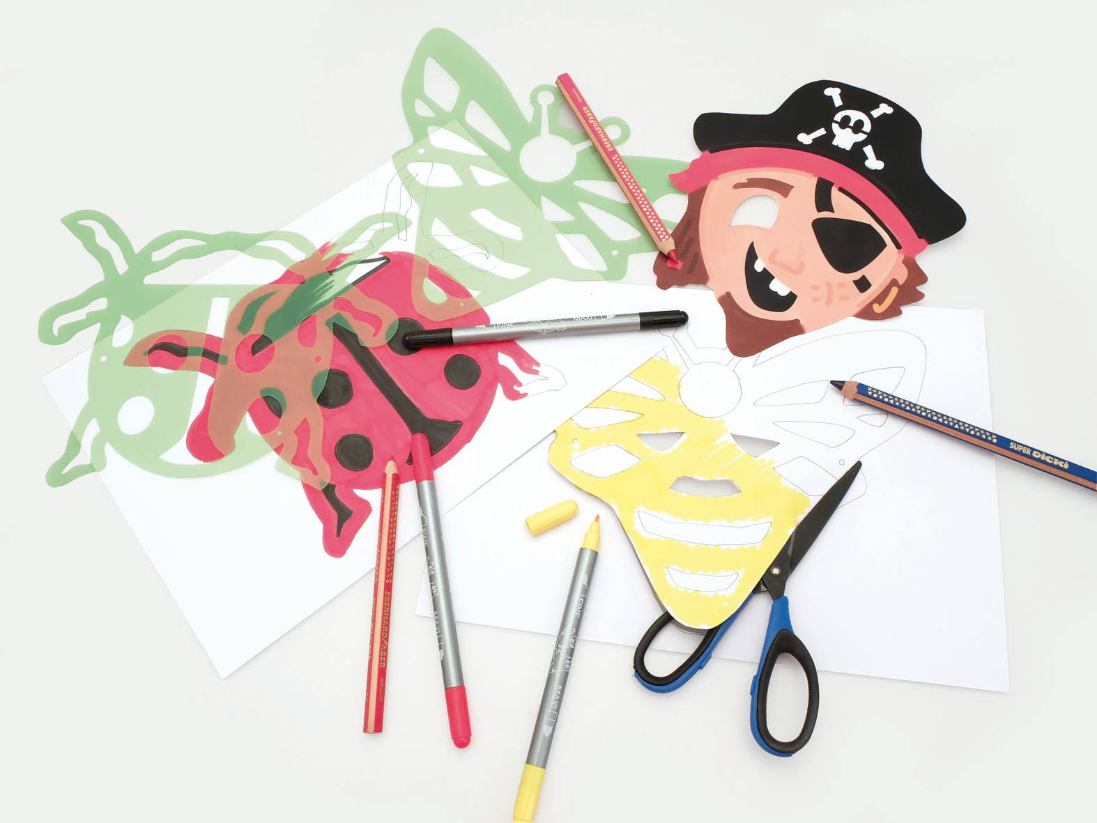 Graine Créative - Vente Pâte ingénieuse/slime – enfant - GABARITS MASQUES PIRATE / MEDIEVAL1