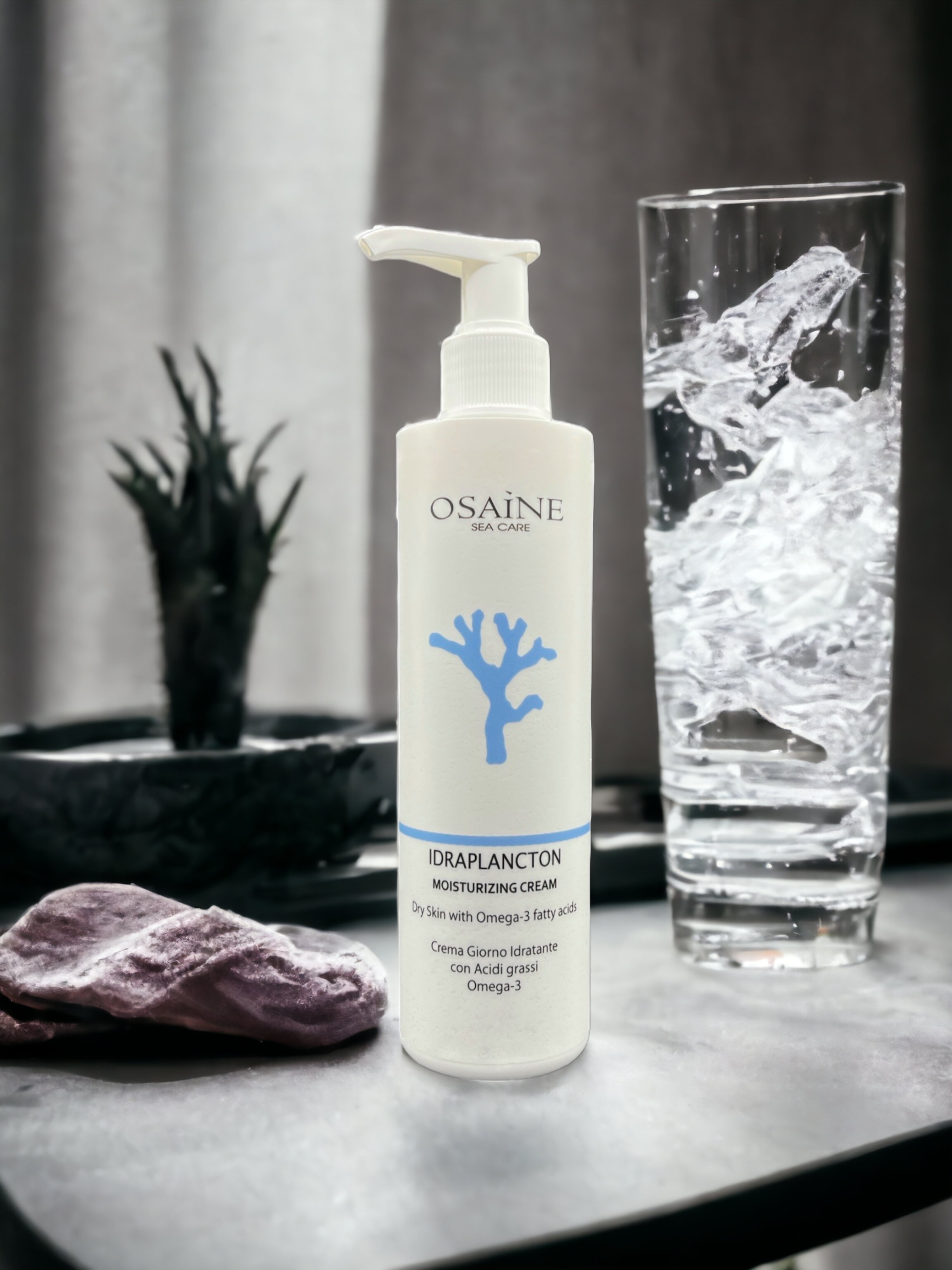 cosmedi - Wholesale Facial Moisturizer - Day cream for dry skin with Jojoba oil and seaweed4