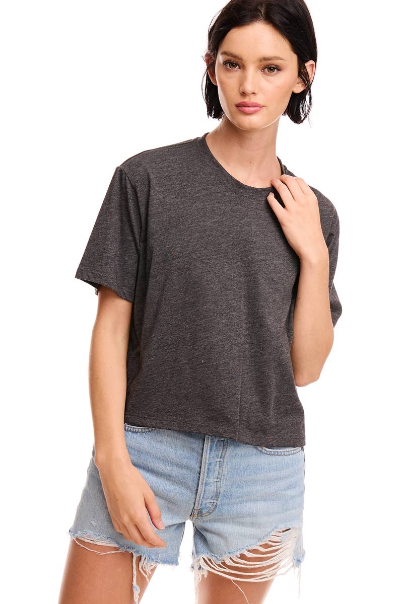 Foryeri - Wholesale T-Shirt - Women's - S/S RELAXED FAUX CROP TEE8