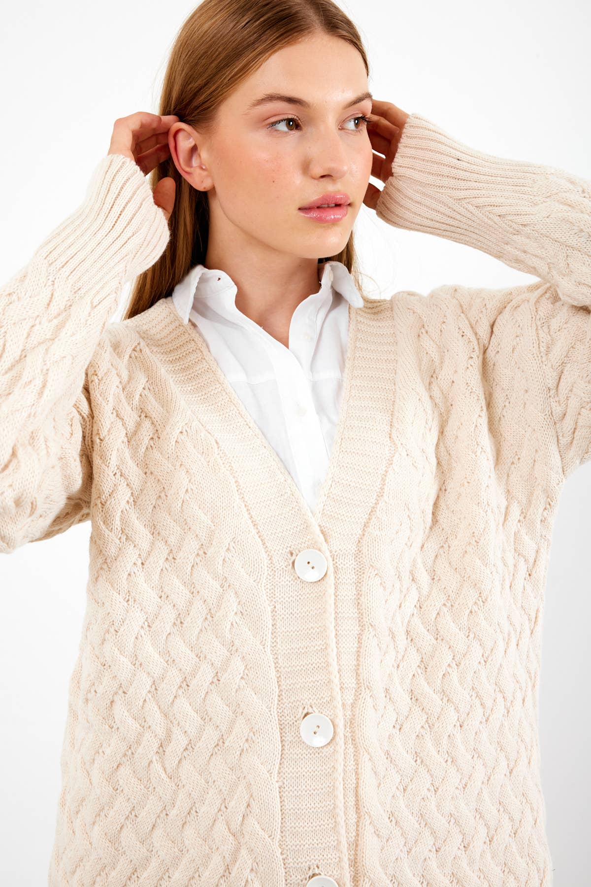 VAV NEW YORK - Vendita all'ingrosso Cardigan - Donna - Cardigan in maglia Cardigan in maglia di media lunghezza Cardigan invernale modesto5