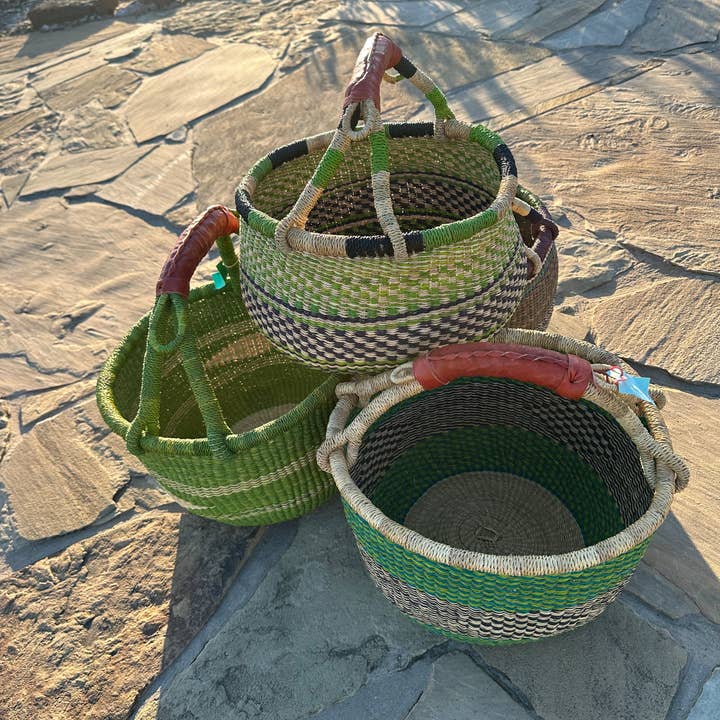 The African Home Goods - Wholesale Basket - Round Bolga Market Basket w/ Leather Wrapped Handle - Green Assorted 1 EA2
