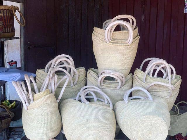 Tanga Baskets – wholesale Basket – Eco-Friendly U-Shaped Bolga Baskets - Christmas gift2