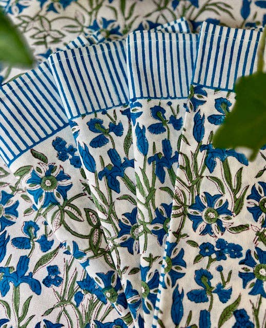 Christina Dickson Home - Wholesale Dinner & Cloth Napkin - Pinwheel Napkins in Bluebird- Set of 41