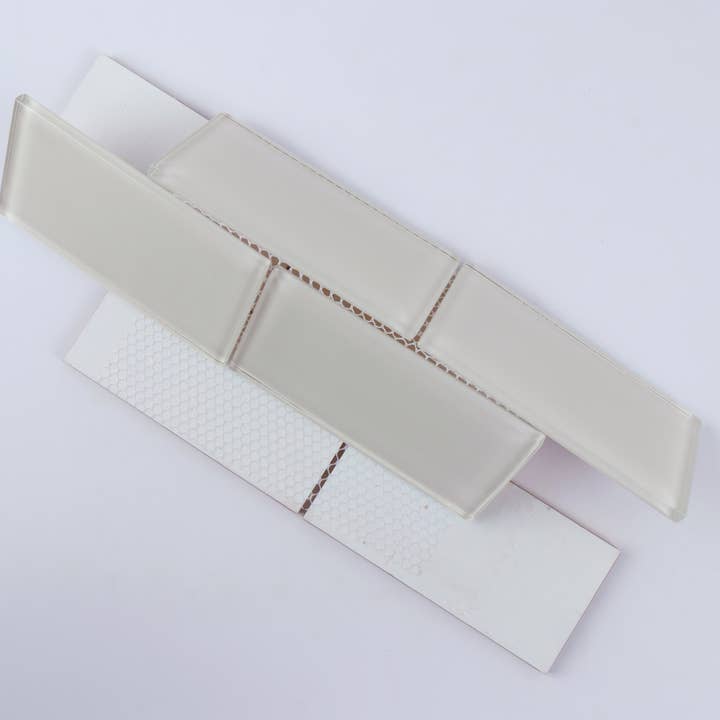 WS Tiles - Vente Carrelages muraux - Carreau de mosaïque en verre de 3" x 6", dosseret pour cuisine et salle de bain - 5 pieds carrés par carton102