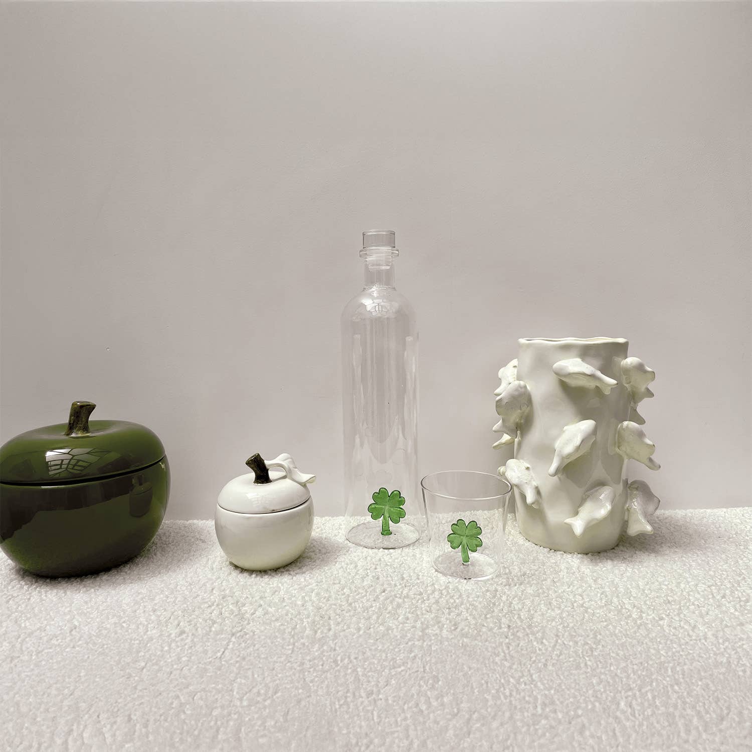 Opjet Paris – wholesale Vase – White fish vase D18 H22.5cm1